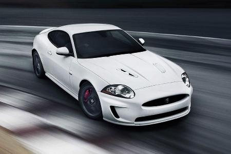 Der Jaguar XKR wird von einem Kompressor-geladenen Achtzylinder befeuert.