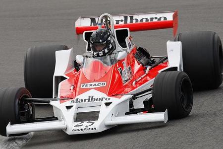Christophe D'Ansembourg auf McLaren M26/4.