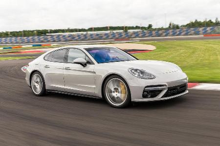 Porsche Panamera Turbo