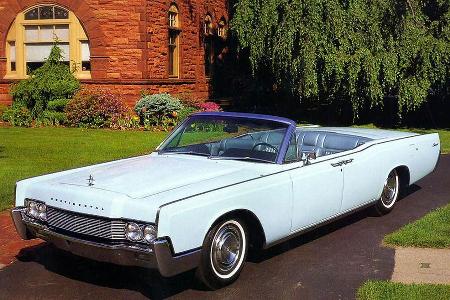 Lässiger geht's kaum: Lincoln Continental.