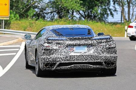 Erlkönig Corvette C8