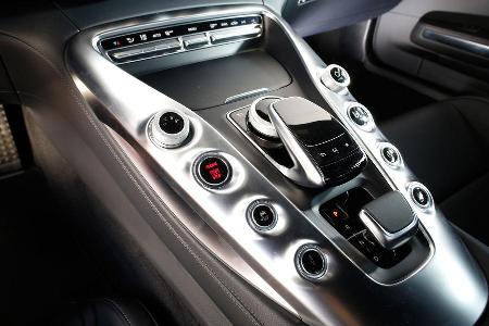 Mercedes-AMG GT, Bedienelemente