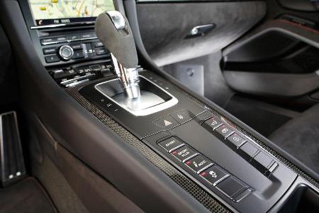 Porsche 911 Carrera GTS, Schalthebel, Bedienelemente