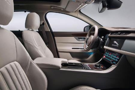 Jaguar XF Sportbrake Teaser