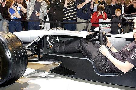 Im McLaren-Mercedes: Formel 1-Pilot Kimi Räikkönen.