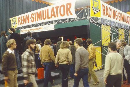 Highlight für die Messe-Besucher: Rennsimulator.