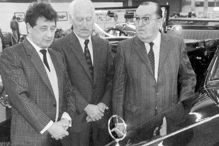 Treff ehemaliger Mercedes-Grand Prix-Rennfahrer (von links). Hans Herrmann, Karl Kling, Hermann Lang.
