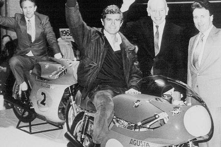 Motorrad-Weltmeister der Vergangenheit (von links). Geoff Duke, Giacomo Agostini, John Surtees und Phil Read. Zusammen brach...