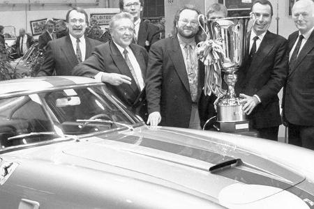 Siegerehrung im Concours dâElegance mit ADAC-Präsident Otto Flimm (2. von links), und Lord Montague of Beaulieu (2. von re...