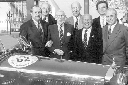 Concours dâElegance: vordere Reihe (von links) Organisationsleiter Wolfgang Schöller, Rennlegenden Fritz Huschke von Hanst...