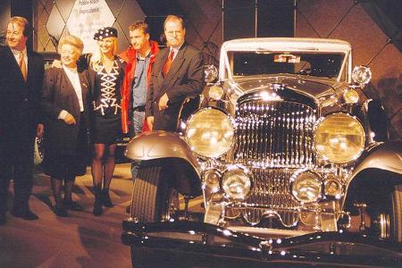 Rundgang (von links): Franz Müntefering (Bundesminister für Verkehr, Bau- und Wohnungswesen), Annette Jäger (Oberbürgermeist...