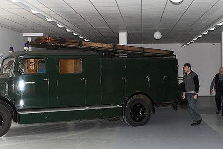 Größere Brocken, wie dieses Magirus Löschfahrzeug LF 8/16 von 1941 werden gefahren.