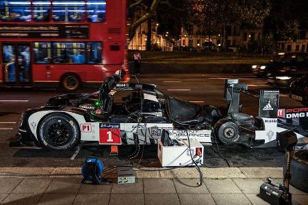 Mark Webber - Porsche 919 Hybrid - Showrun - London 2016