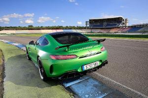 Technik des Mercedes-AMG GT R