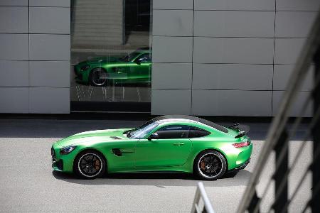 Mercedes-AMG GT R, Seitenansicht