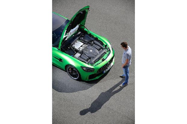 Mercedes-AMG GT R, Motor