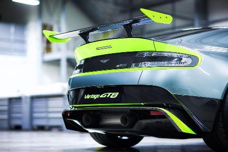 Aston Martin Vantage GT8