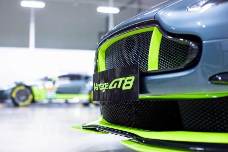 Aston Martin Vantage GT8