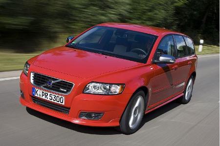 Diese wird auch für den Ford Focus und alle Volvo-Modelle, die auf ihm basieren: C30, S40, C70 angeboten.