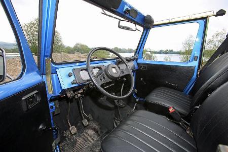 Suzuki LJ80, Cockpit