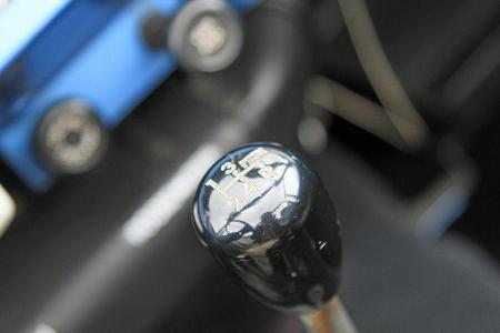 Suzuki LJ80, Schalthebel