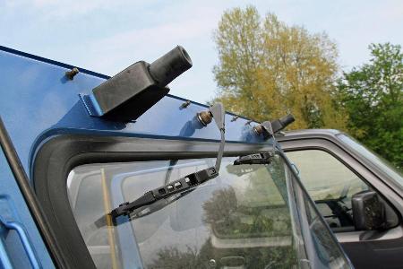 Suzuki LJ80, Frontscheibe