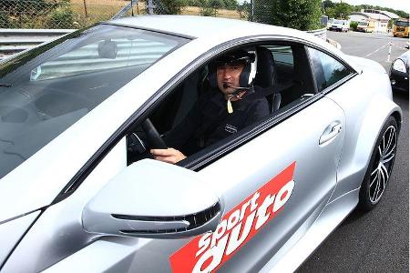 Zu den Instruktoren gehörten Profis wie DTM-Rekordchampion Bernd Schneider.
