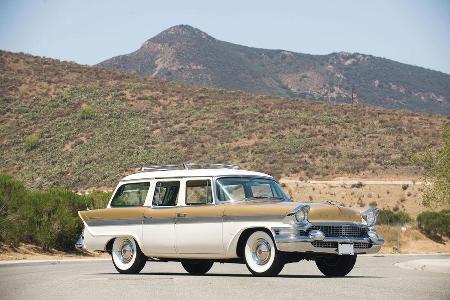 1957 Packard Clipper Country Sedan