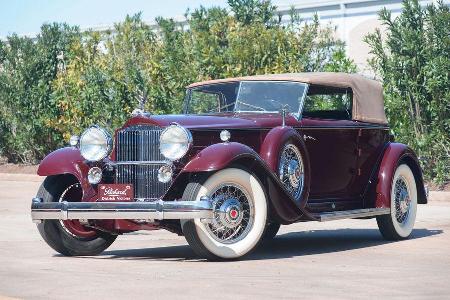 1932 Packard Individual Custom Eight Convertible Victoria