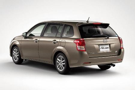 03/2014, Toyota Corolla Fielder Japan