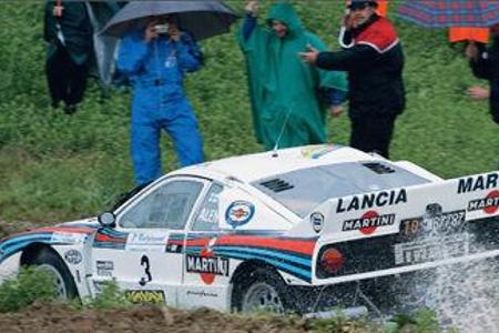 Zeitreise: Nach 22 Jahren sitzen Markku Alén und Ilkka Kivimaki wieder in ihrem Lancia Rally 037.