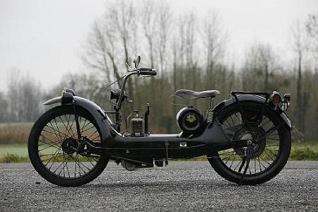 Lot 104A: etwa aus dem Jahr 1921 stammt dieses Ner-a-Car, erzielter Preis 6.325 Euro.