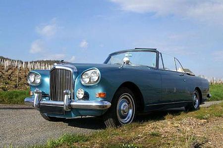 Lot 152: 1960er Bentley S2 Continental DHC Park Ward , erzielter Preis 51.750 Euro.