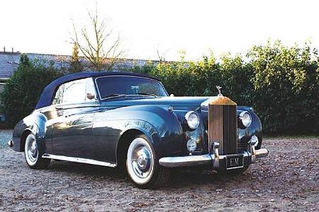 Lot 171: 1961er Rolls-Royce Silver Cloud II Drophead Coupé, erzielter Preis 300.100 Euro.