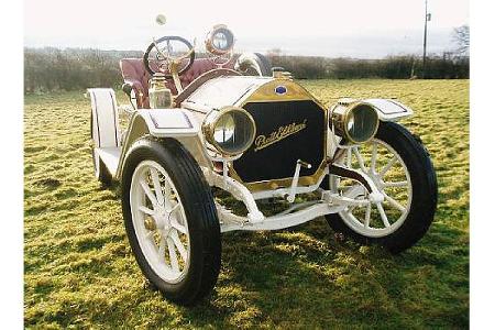 Lot 181: 1911er Pratt-Elkhart Model F 30/35hp Roadster, erzielter Preis 46.000 Euro.