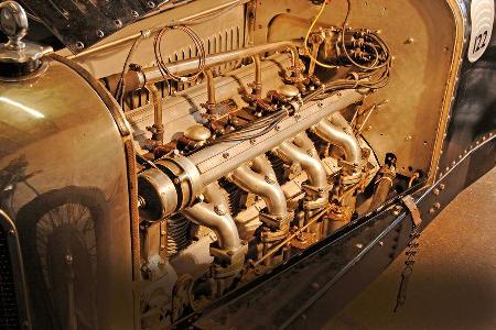 Miller 122 GP, Motor