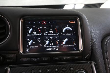 Nissan GT-R Track Edition, Infotainment