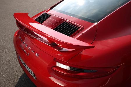 Porsche 911 Turbo S, Heckflgel