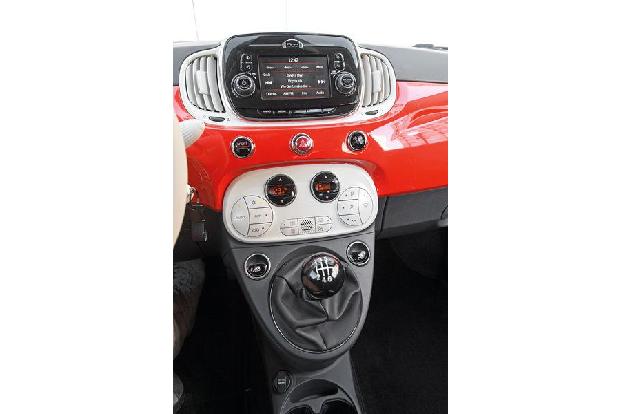 Fiat 500, Mittelkonsole