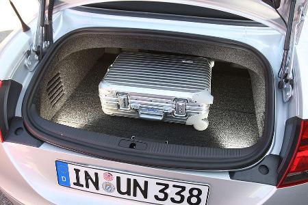 Bei geschlossenem Dach 260 Liter Volumen.