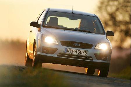 Frontpartie mit Anleihen bei Mondeo und Kom­paktvan Focus C-Max