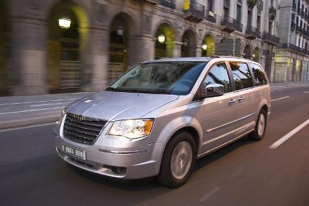 Chrysler legt den Voyager in der fünften Generation auf.