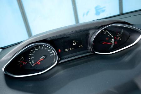 Peugeot 308 125 THP, Cockpit