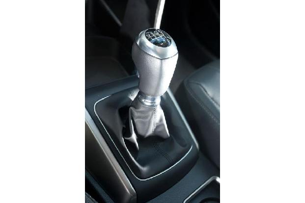 Hyundai i30 1.6, Schalthebel