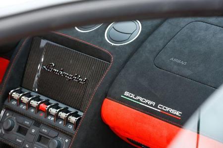 Lamborghini Gallardo LP 570-4 Squadra Corse, Bedienelemente