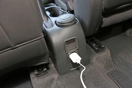 Chevrolet Trax 1.7 D FW LT, Anschluss