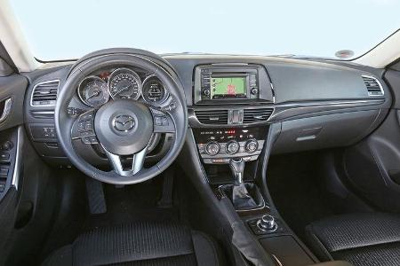 Mazda 6 Kombi 2.2 L D, Cockpit