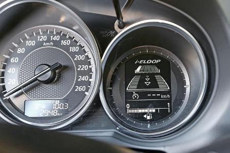 Mazda 6 Kombi 2.2 L D, Rundinstrumente