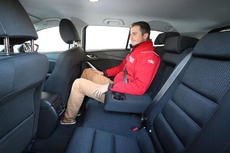 Mazda 6 Kombi 2.2 L D, Fondsitz, Beinfreiheit