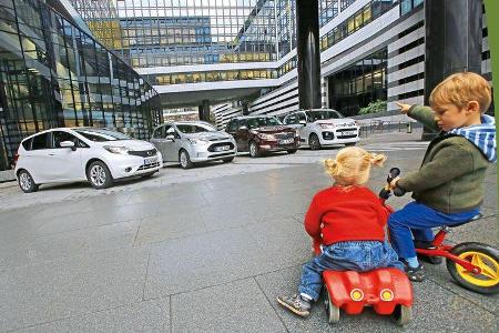 Citroën C3 Picasso, Ford B-Max, Nissan Note, Skoda Roomster, Frontansicht Citroën C3 Picasso, Ford B-Max, Nissan Note, Skoda Roomster, Frontansicht